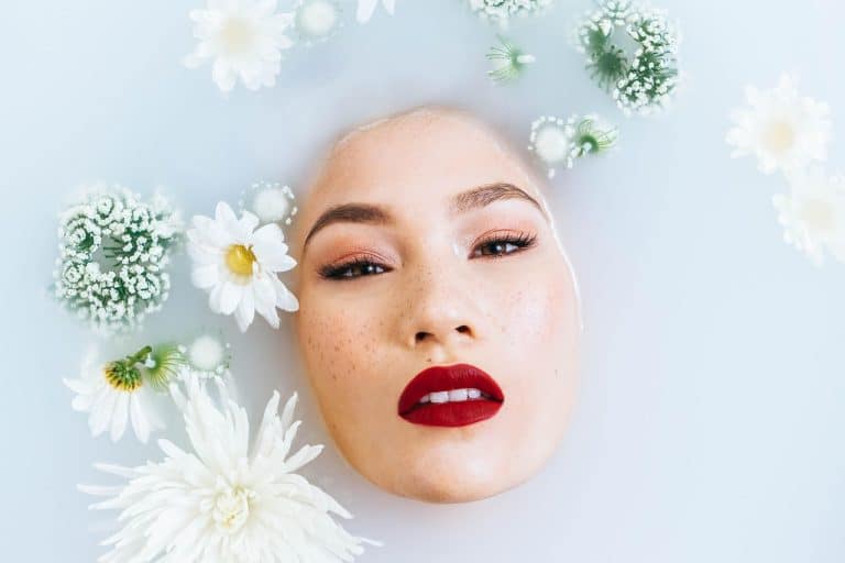 How to Layer Sunscreen with Skincare and Makeup